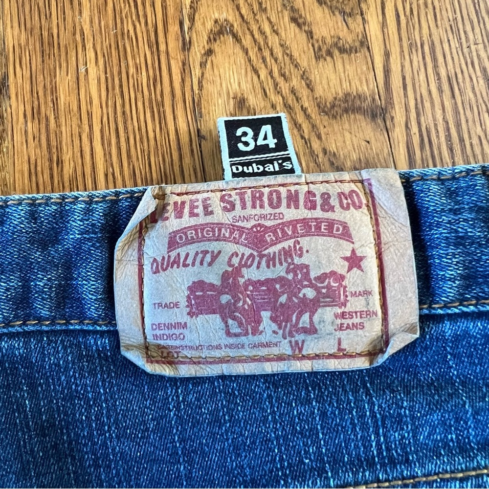 Levee Strong & Co Dubai's Men’s Denim Blue Jeans Waist 34 Inseam 32 - Picture 5 of 6